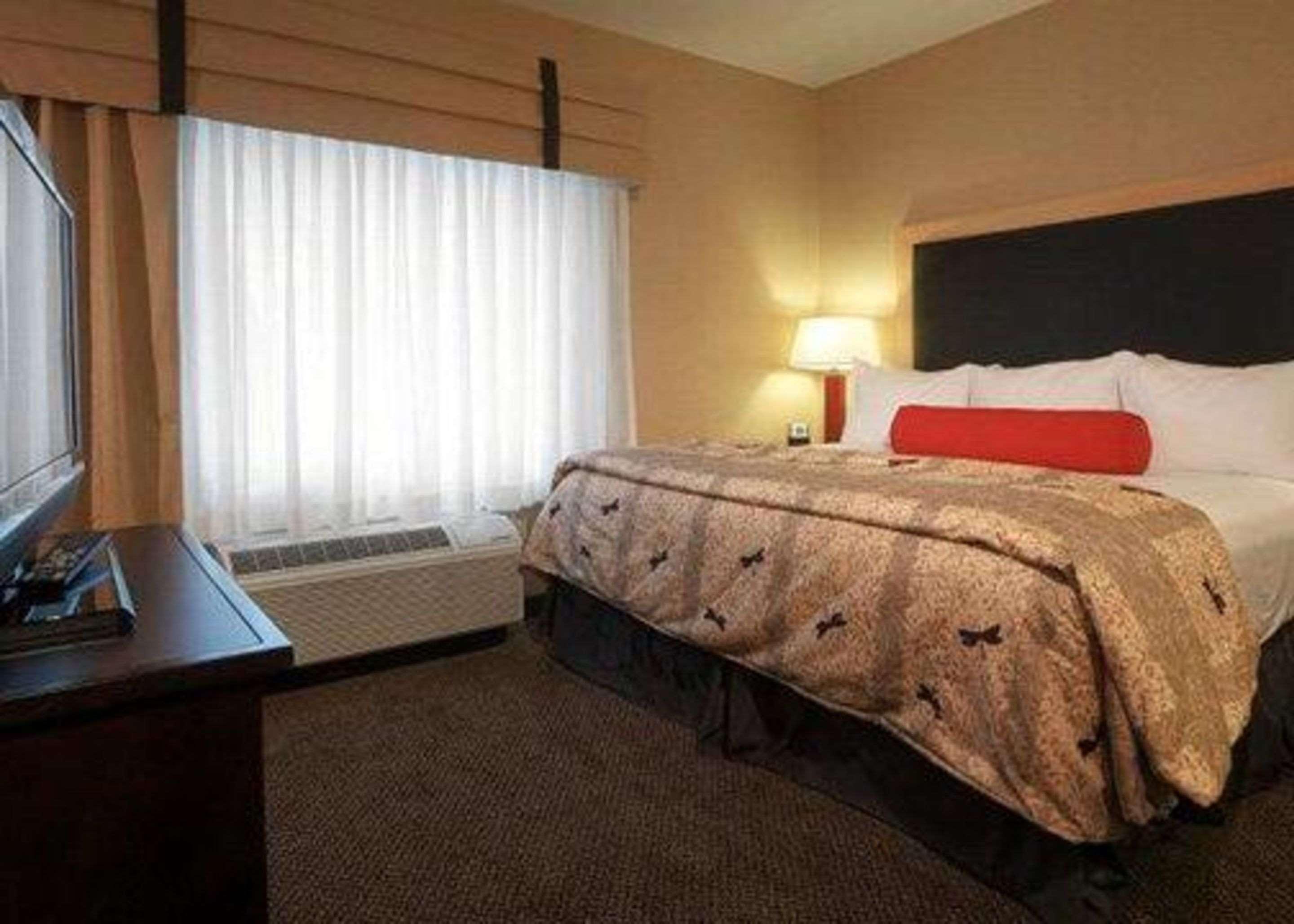 Cambria Hotel Columbus - Polaris Экстерьер фото