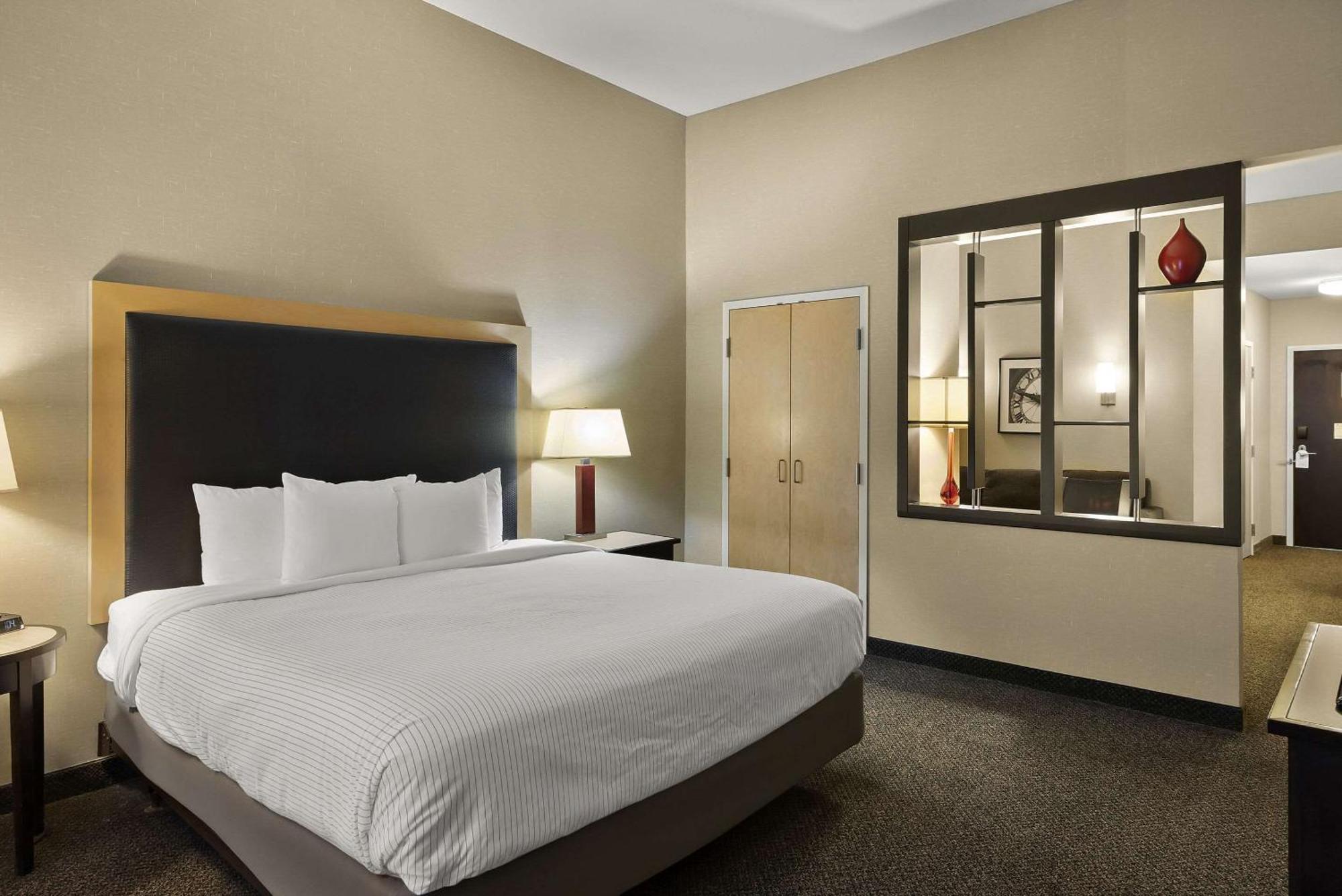 Cambria Hotel Columbus - Polaris Экстерьер фото