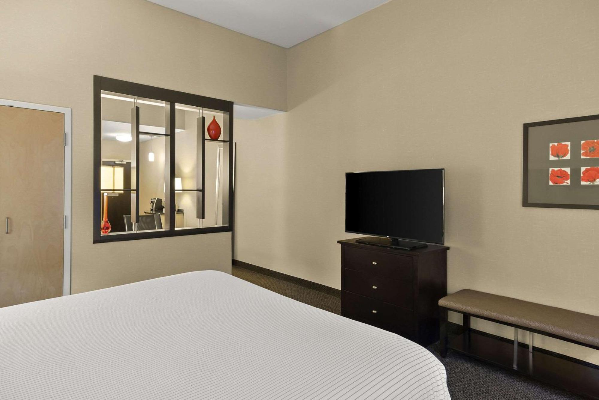 Cambria Hotel Columbus - Polaris Экстерьер фото