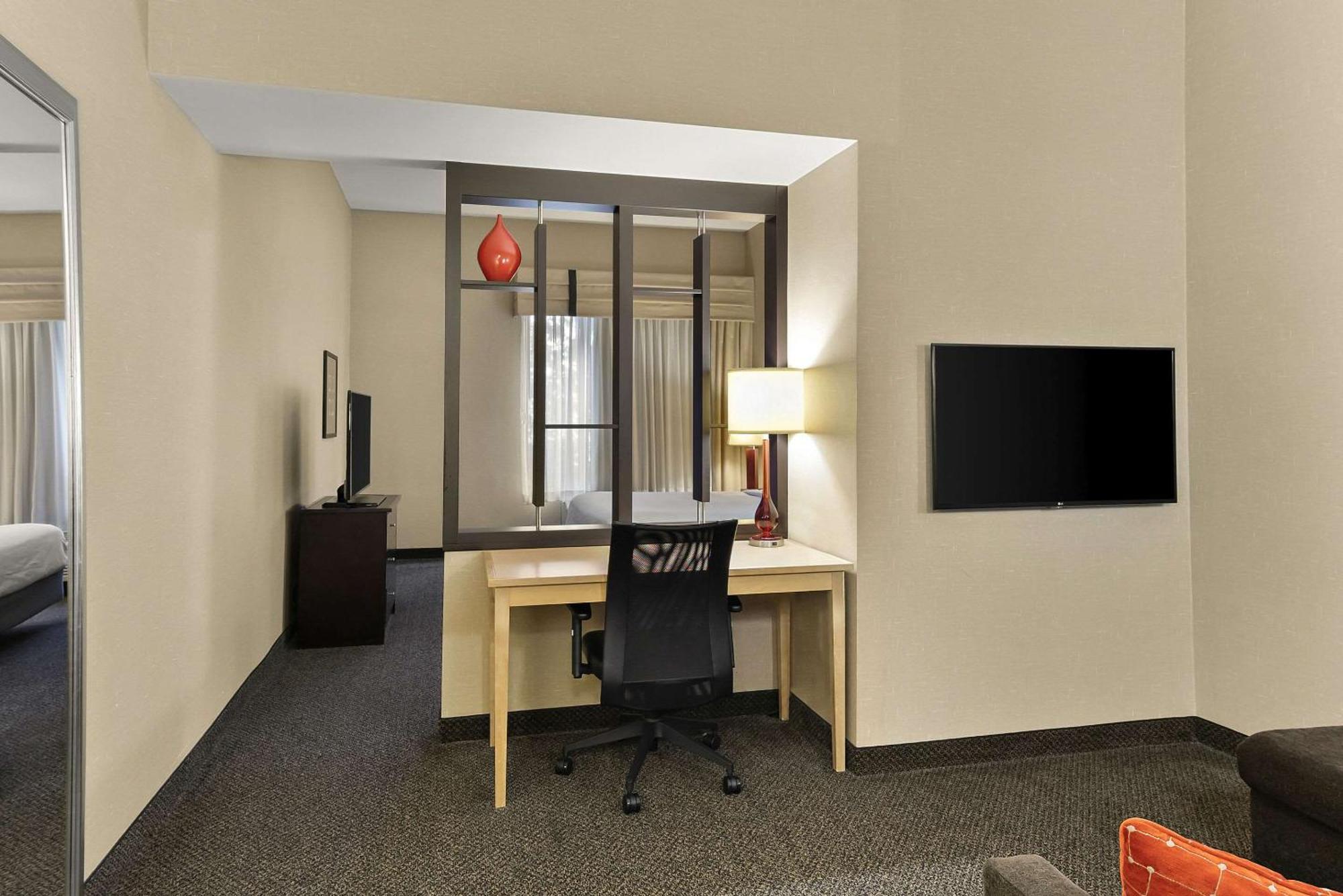Cambria Hotel Columbus - Polaris Экстерьер фото