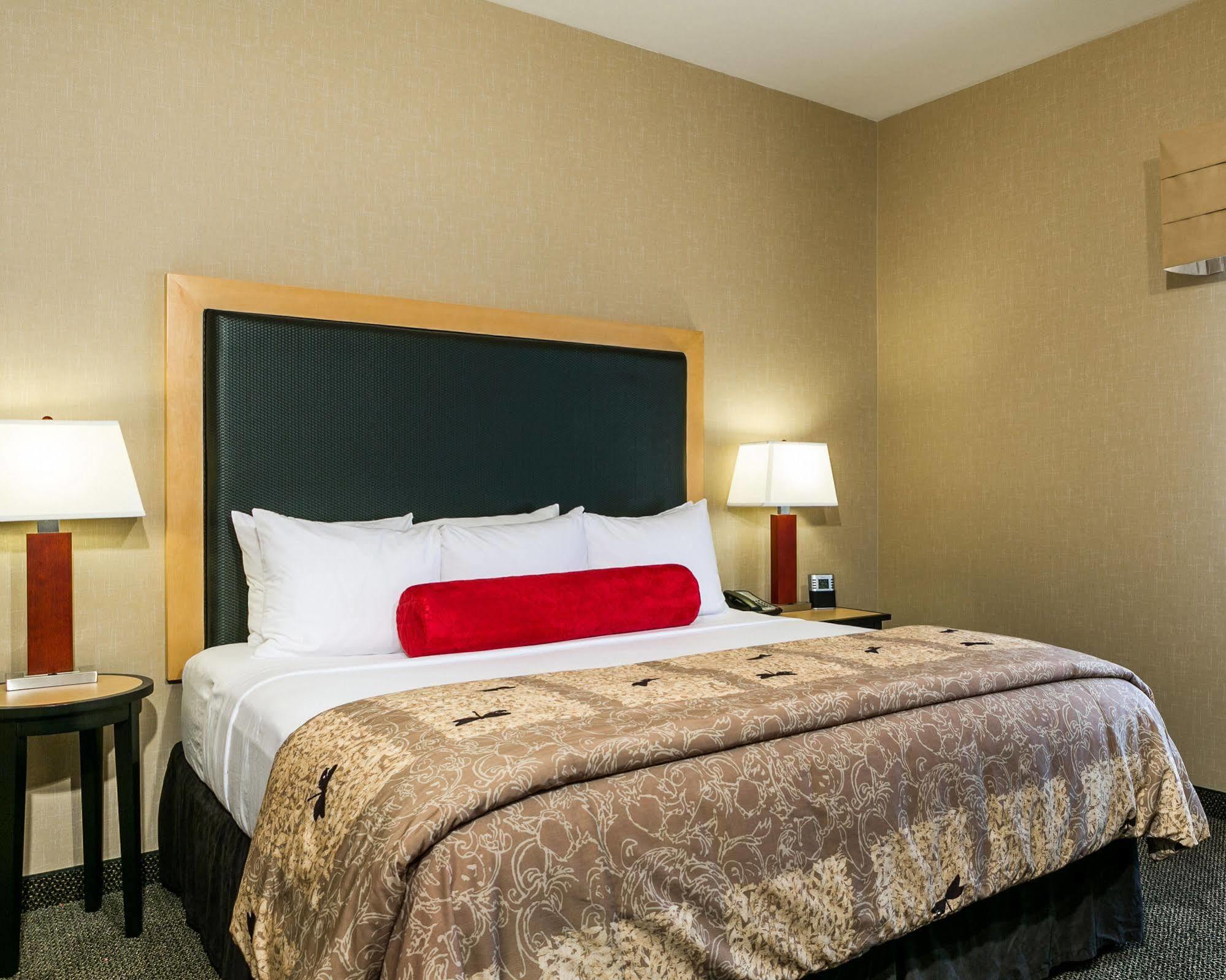 Cambria Hotel Columbus - Polaris Экстерьер фото