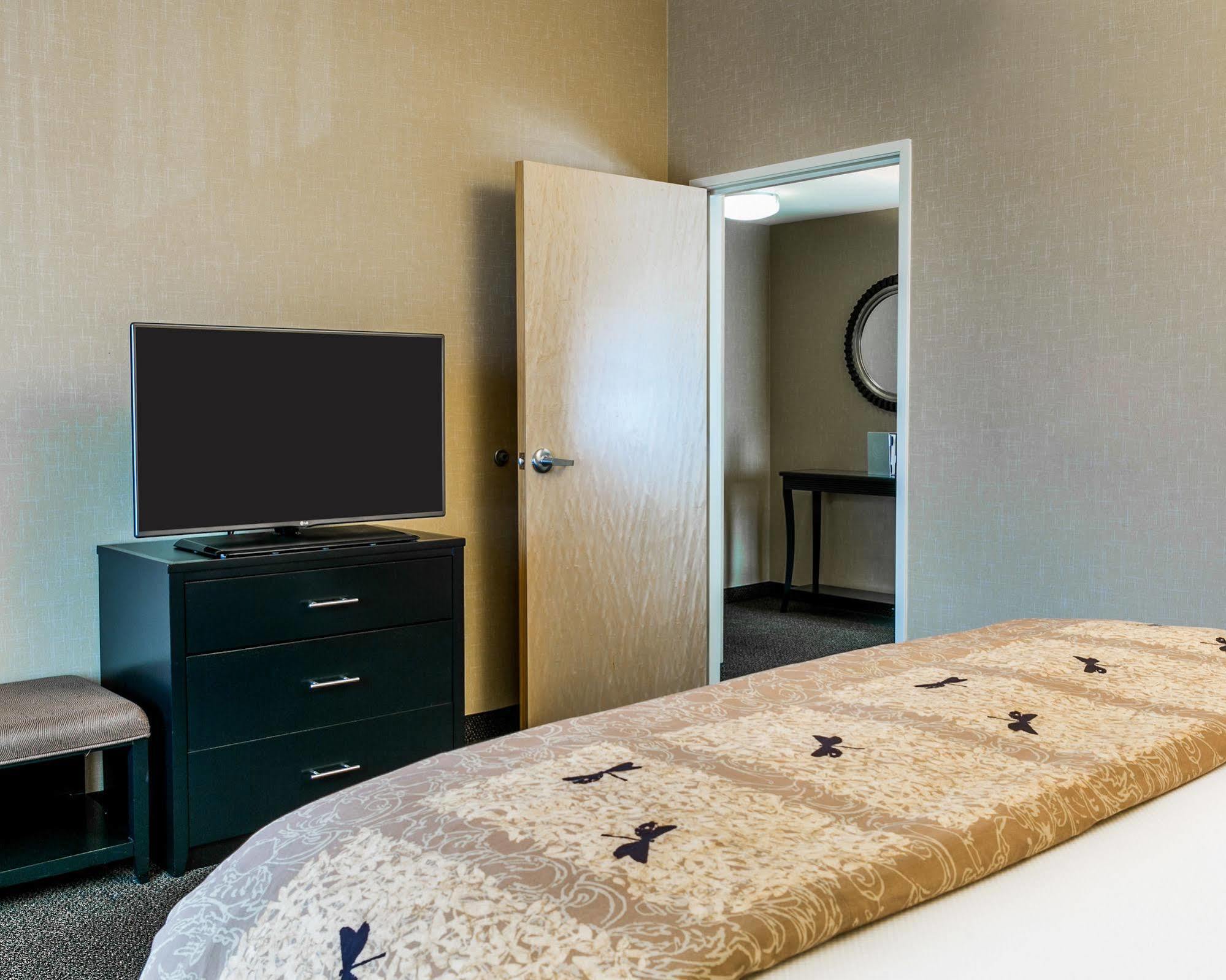 Cambria Hotel Columbus - Polaris Экстерьер фото
